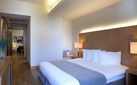 Lazart Hotel